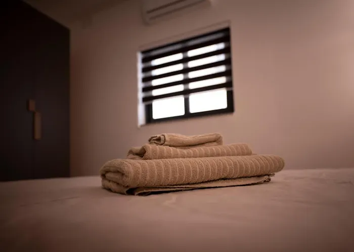 Modern Seaview Luxury St Paul's Bay