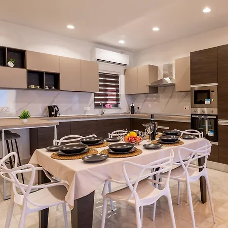 Modern Seaview Luxury