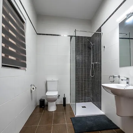 Modern Seaview Luxury * St Paul's Bay
